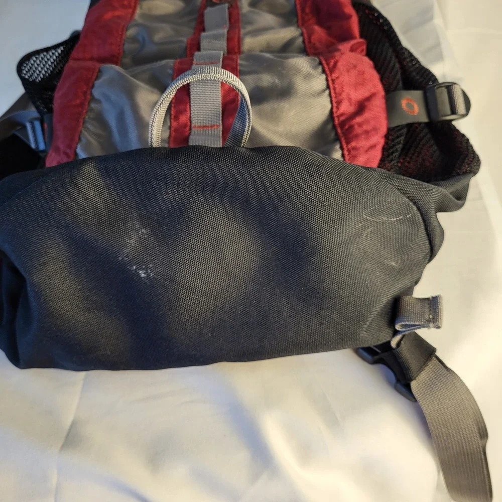 Camelbak Trailblazer Hydration Pack Red/Grey - No Bladder, Pack Only